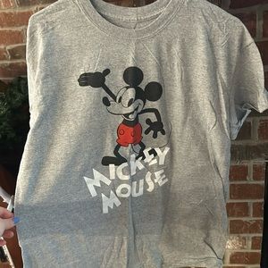 Disney tshirt